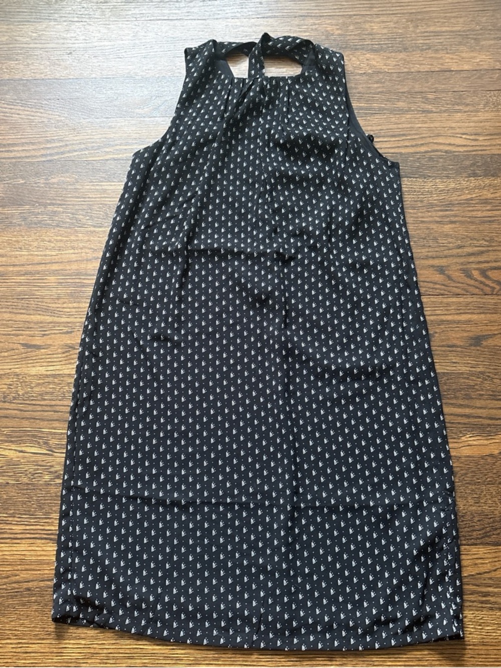 H&M Black Dress with White Geometric Triangle Print